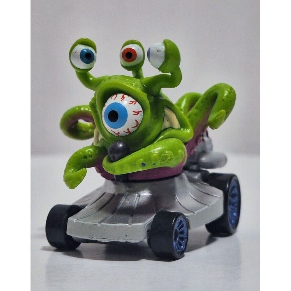 2013 CREATA MONSTER 500 LUNATIC LEGENDS CAPTAIN HEINOUS FROM URANUS
